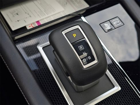 New 2025 Mitsubishi Outlander SEL Black Edition image 12