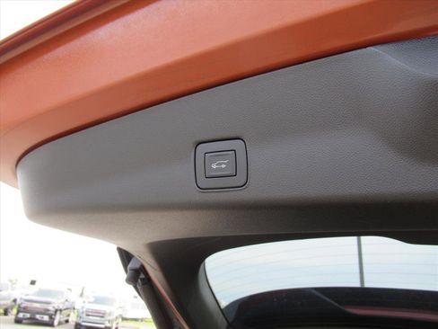 Used 2023 Chevrolet TrailBlazer ACTIV w/ Sun and Liftgate Package image 31