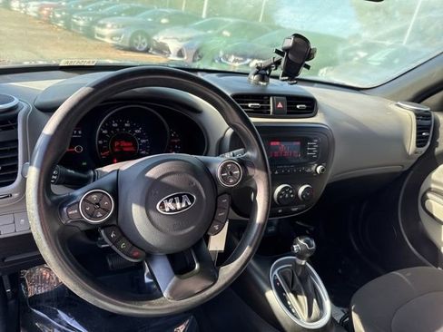 Used 2015 Kia Soul image 41