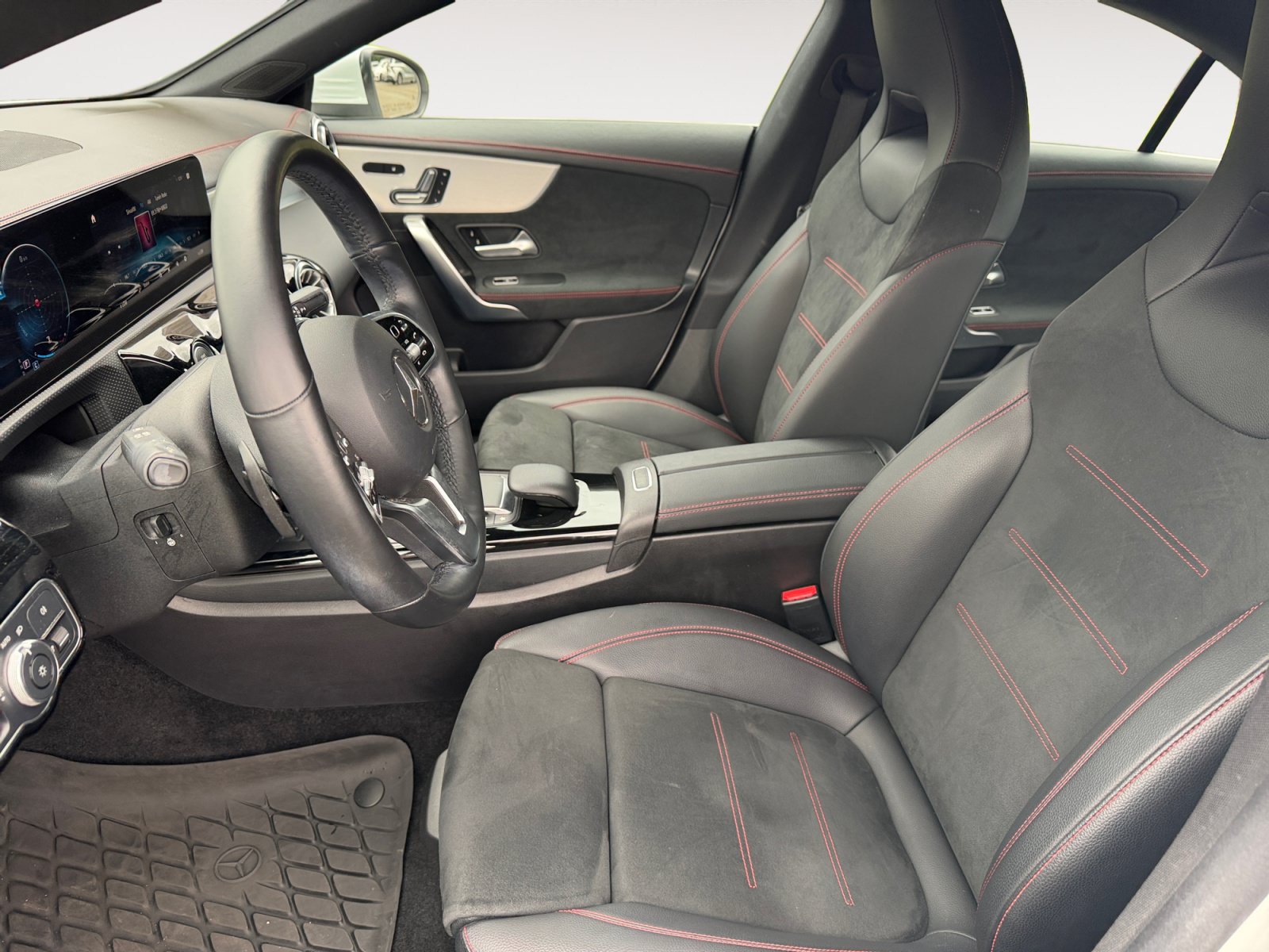 Used 2023 Mercedes-Benz CLA 250 4MATIC image 14