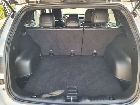 Used 2024 Jeep Compass Trailhawk image 28