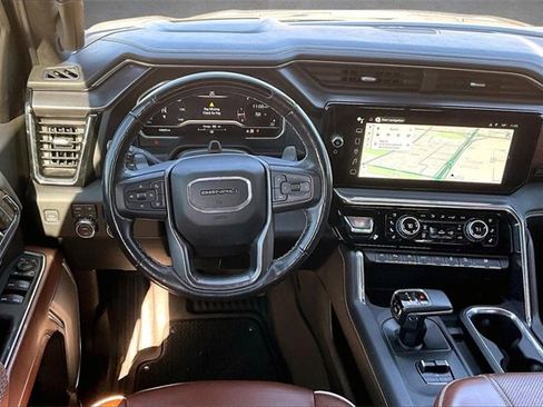 Used 2024 GMC Sierra 1500 Denali Ultimate image 4