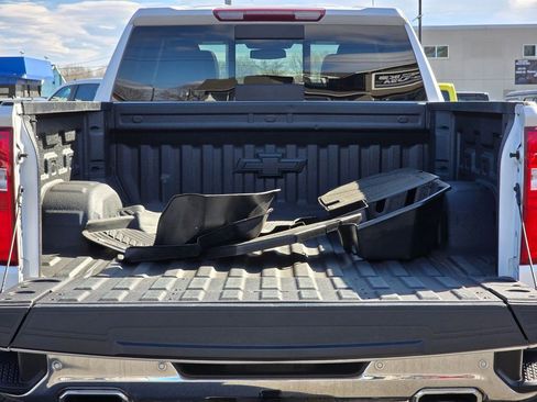 Used 2022 Chevrolet Silverado 1500 LTZ AWD/4WD image 14