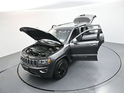 Used 2021 Jeep Grand Cherokee Limited w/ Trailer Tow Group IV AWD/4WD image 45