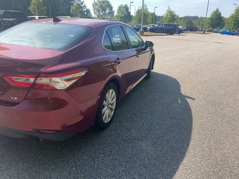 Used 2019 Toyota Camry LE image 12