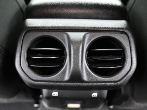 Used 2023 Jeep Gladiator Sport image 34