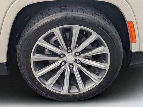 Used 2022 Jeep Grand Wagoneer Series II w/ Premium Group II image 8