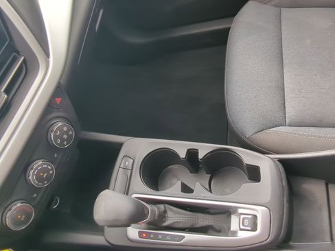 Used 2024 Chevrolet Trax LS w/ LS Convenience Package FWD image 19