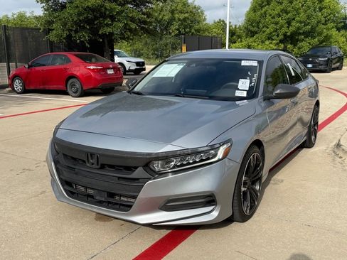 Used 2018 Honda Accord LX image 1