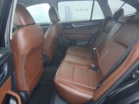 Used 2019 Subaru Outback 3.6R Touring image 19