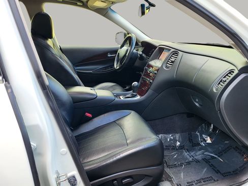 Used 2017 INFINITI QX50 AWD w/ Deluxe Touring Package image 20