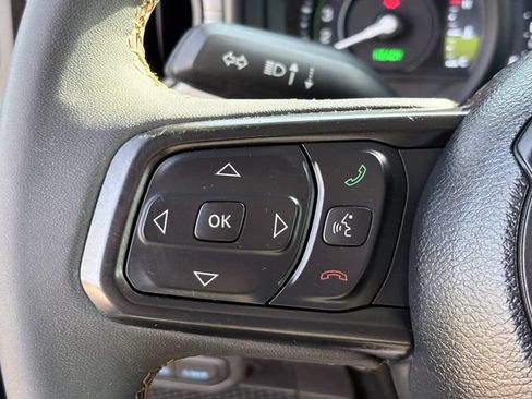 Used 2024 Jeep Wrangler Unlimited AWD/4WD image 13