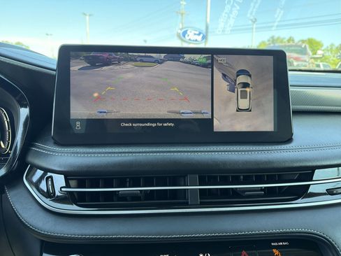 Used 2023 INFINITI QX60 Luxe w/ Cargo Package FWD image 6