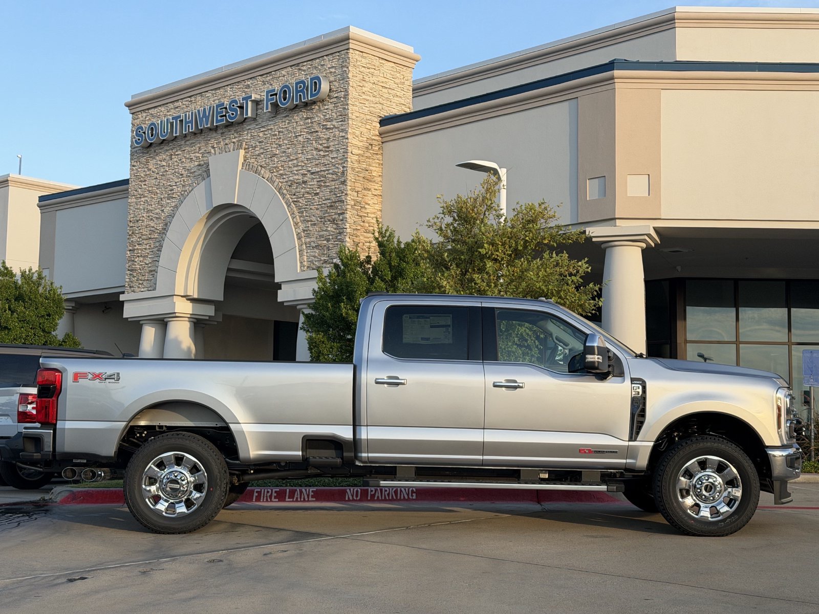 New 2027 Ford F350 Lariat w/ Lariat Premium Package AWD/4WD image 3