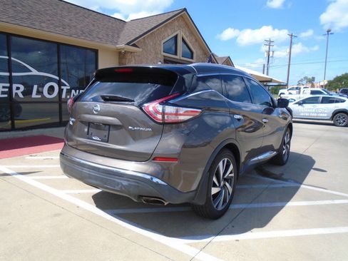 Used 2015 Nissan Murano Platinum w/ Platinum Technology Package FWD image 8