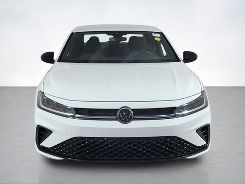 Used 2025 Volkswagen Jetta Sport FWD image 8