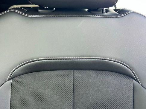 New 2025 Jeep Grand Cherokee L Altitude image 7