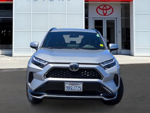 Used 2025 Toyota RAV4 SE w/ Weather & Moonroof Package AWD/4WD image 2