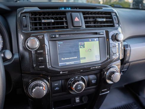 Used 2019 Toyota 4Runner TRD Off-Road image 21