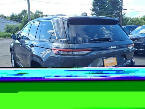 Certified 2023 Jeep Grand Cherokee Limited AWD/4WD image 5