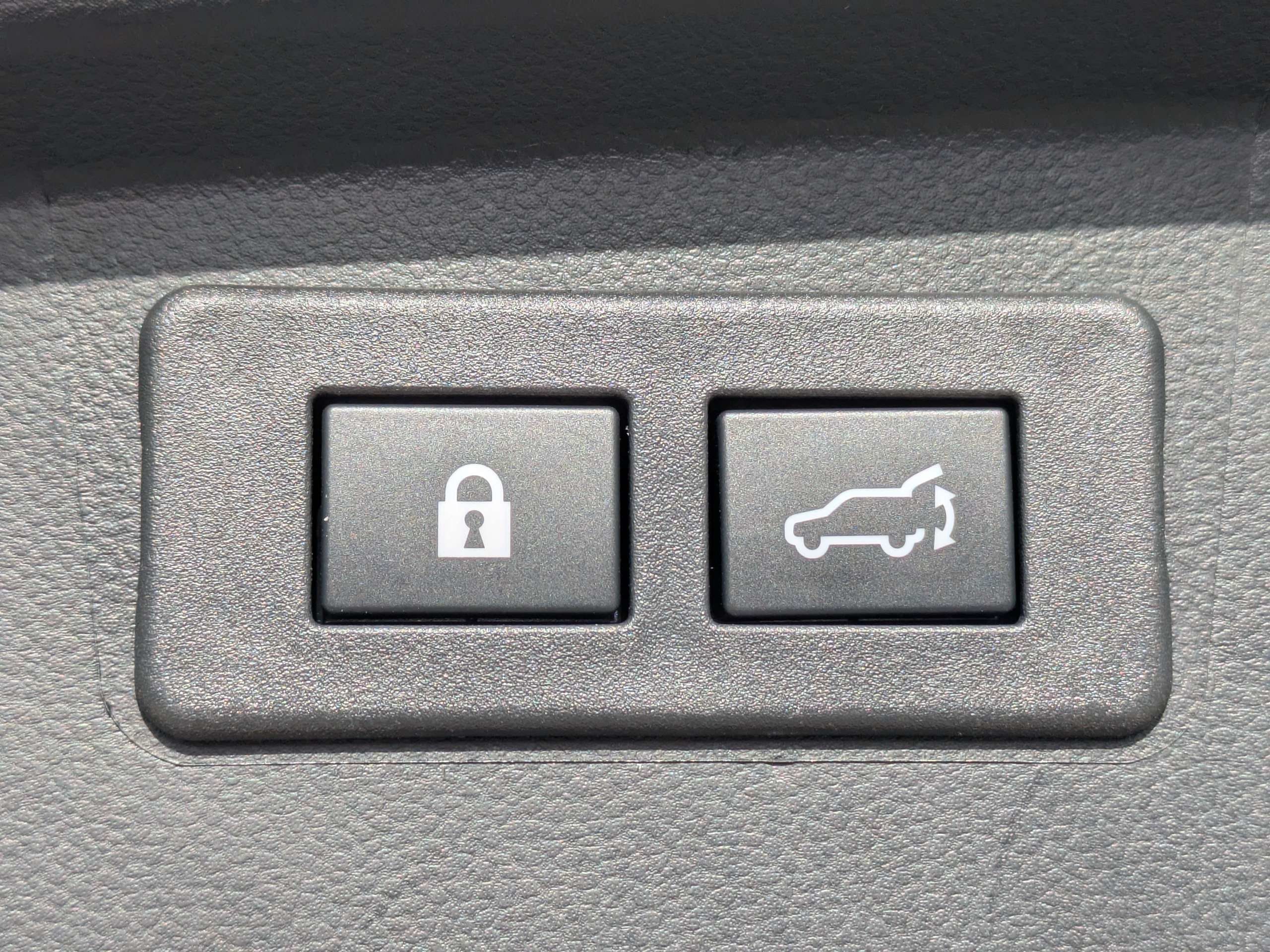 Used 2025 Subaru Outback Premium w/ Popular Package #1A AWD/4WD image 14