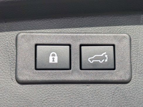 Certified 2025 Subaru Outback Premium w/ Popular Package #1A AWD/4WD image 14