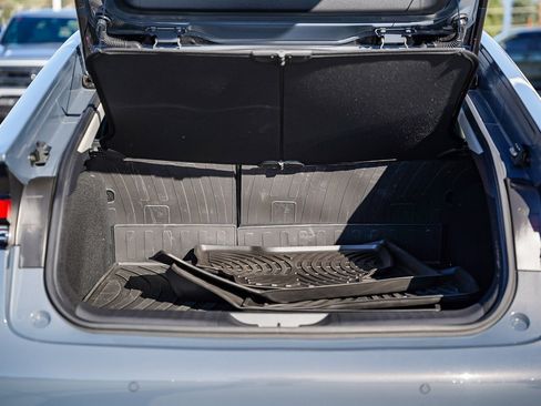 Certified 2024 Toyota Prius XLE image 28