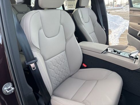 New 2026 Volvo XC90 B6 Plus w/ Protection Package Premier AWD/4WD image 42