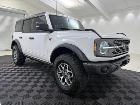 Used 2023 Ford Bronco 4-Door AWD/4WD image 1