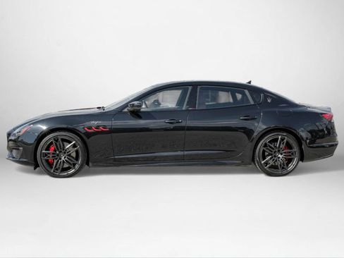 Used 2022 Maserati Quattroporte Trofeo RWD image 9
