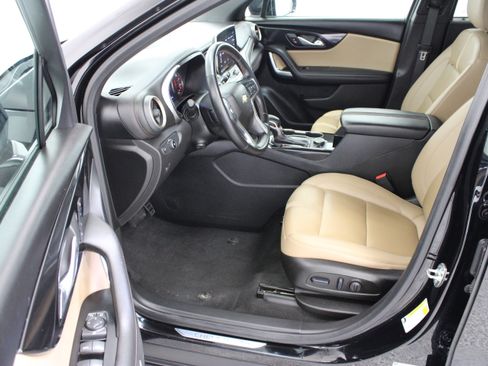 Used 2023 Chevrolet Blazer Premier w/ Driver Confidence II Package AWD/4WD image 14