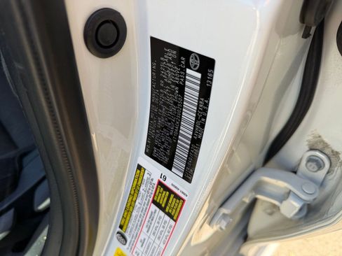 Used 2025 Toyota Camry LE image 27