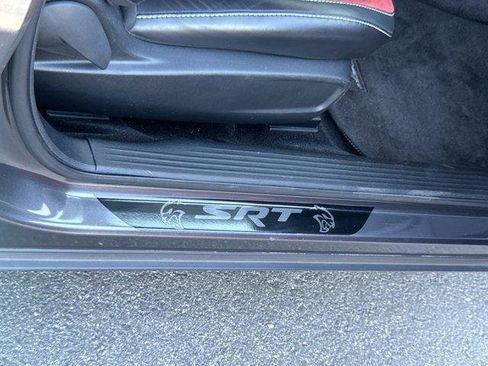 Used 2016 Dodge Challenger SRT Hellcat image 39