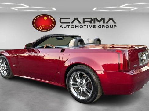 Used 2006 Cadillac XLR image 3