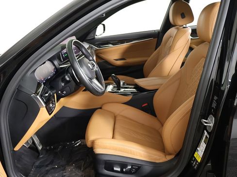 Used 2021 BMW 540i xDrive w/ M Sport Package AWD/4WD image 36