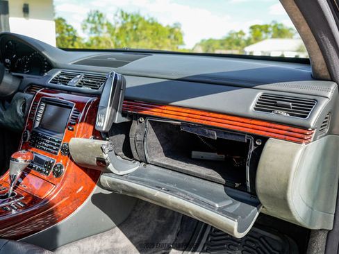 Used 2009 Maybach 62 image 81