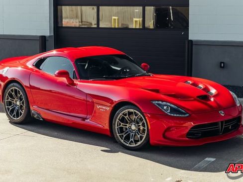 Used 2013 SRT Viper SRT-10 w/ Track Pkg RWD image 34
