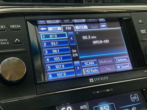 Used 2013 Toyota Avalon Limited image 21