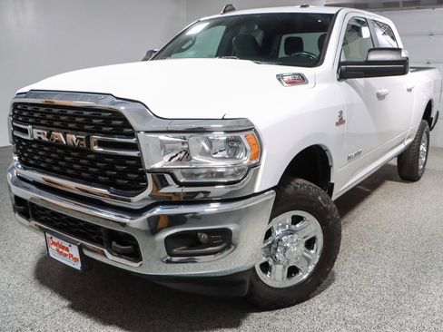 Used 2022 RAM 2500 Big Horn w/ Cold Weather Group image 32