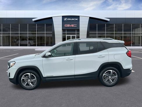 Used 2018 GMC Terrain SLT image 2