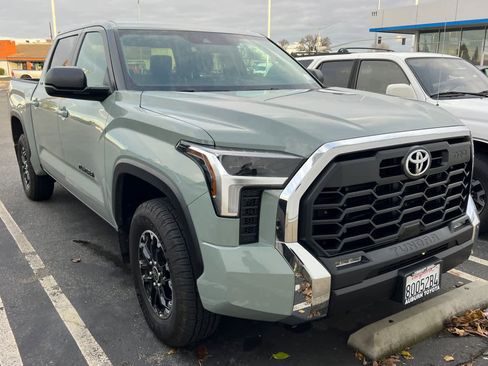 Used 2024 Toyota Tundra SR5 image 3