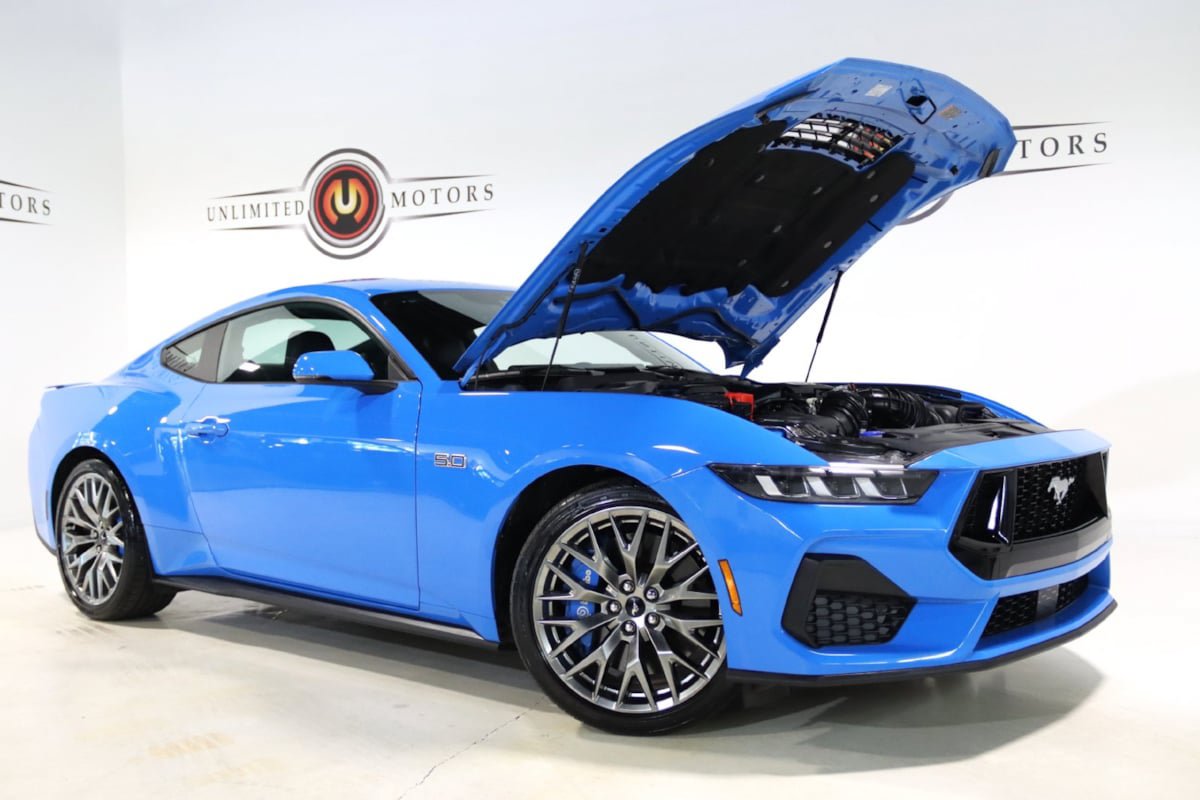 Used 2024 Ford Mustang GT Premium RWD image 33