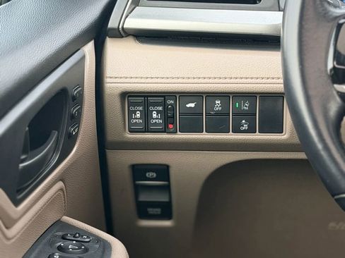 Used 2019 Honda Odyssey EX-L image 15
