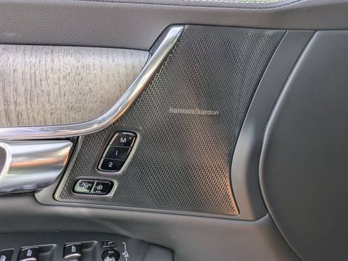 Certified 2023 Volvo S90 B6 Ultimate w/ Protection Package Premier AWD/4WD image 24