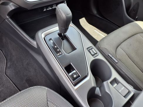 Used 2024 Subaru Crosstrek 2.0i Premium image 17