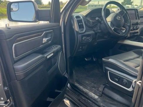 Used 2020 RAM 1500 Laramie AWD/4WD image 11