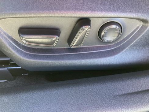 Used 2026 Toyota Camry SE image 14