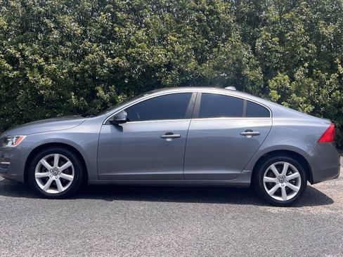 Used 2016 Volvo S60 T5 Premier FWD image 4