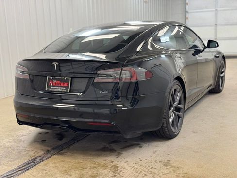 Used 2021 Tesla Model S Plaid image 5