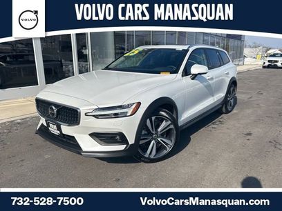 Certified 2025 Volvo V60 B5 Cross Country Plus
